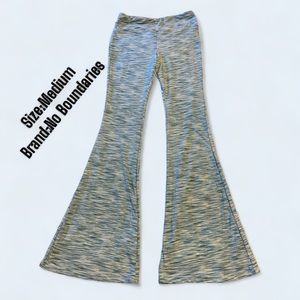 Women’s No Boundaries Blue Flare Pants Size Medium